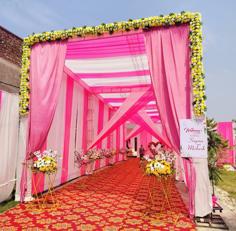 http://Mukund%20Resort%20Ponta%20Sahib