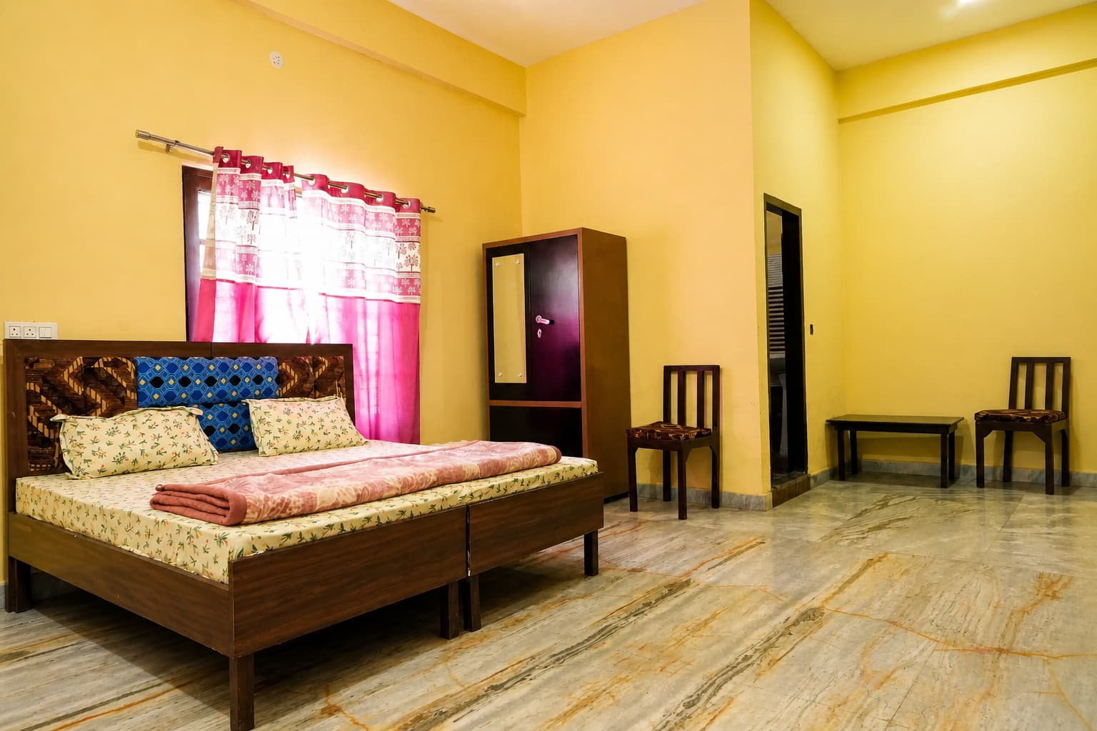 Mukund Hotel rooms